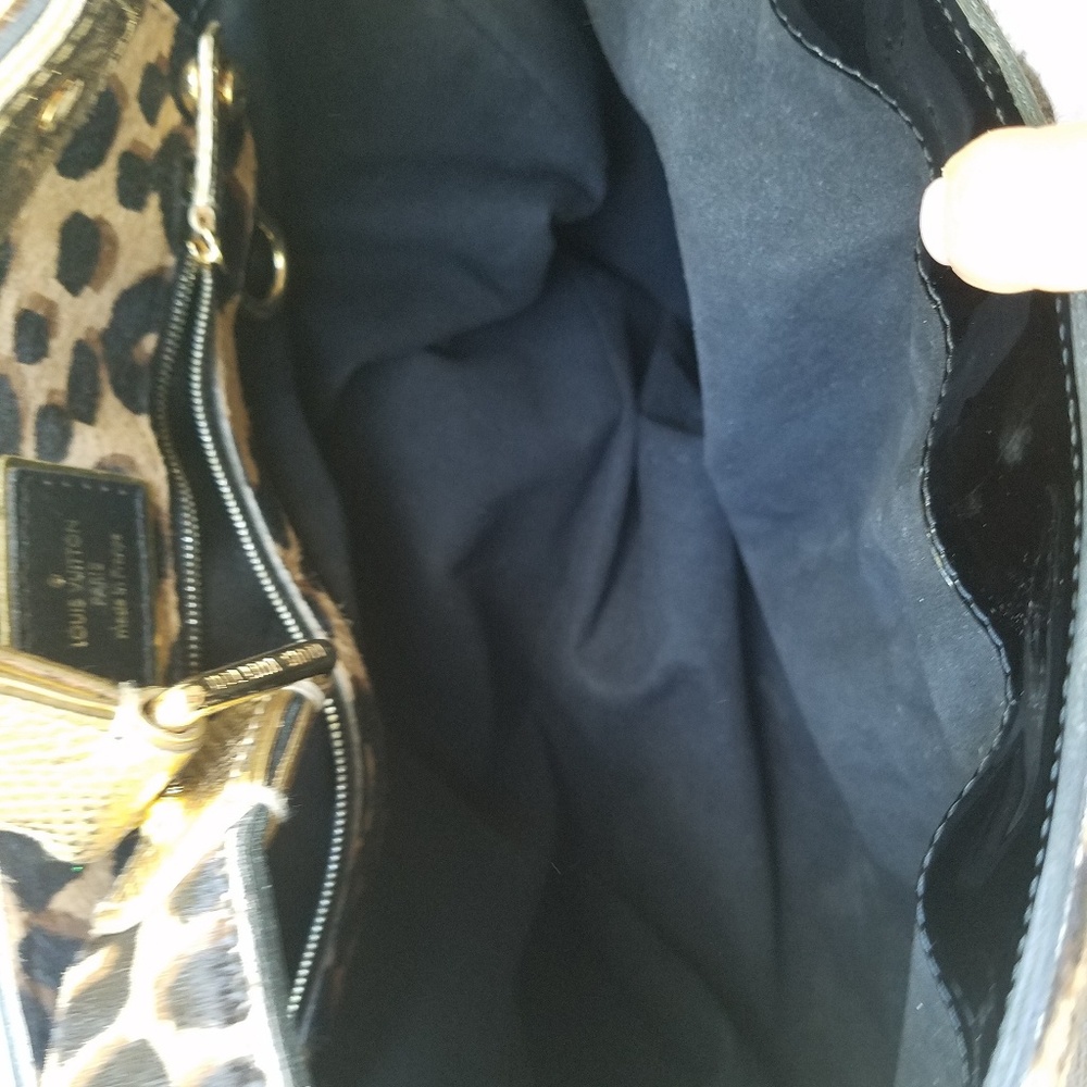 Limited Edition Louis Vuitton Monogram Polly Bag - Picture 7 of 8